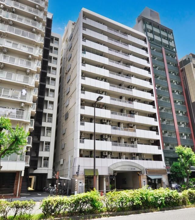 3LDK apartment in Yodogawa Ward, Osaka - Photo 1