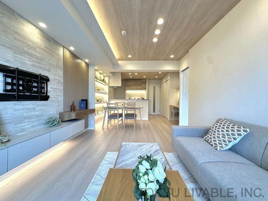 2LDK+S apartment in Toshima Ward, Tokyo - Photo 1