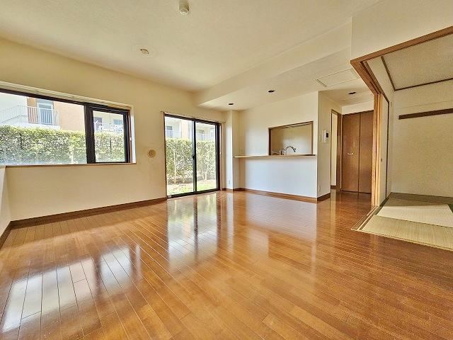 3LDK apartment in Minami Ward, Saitama - Photo 1