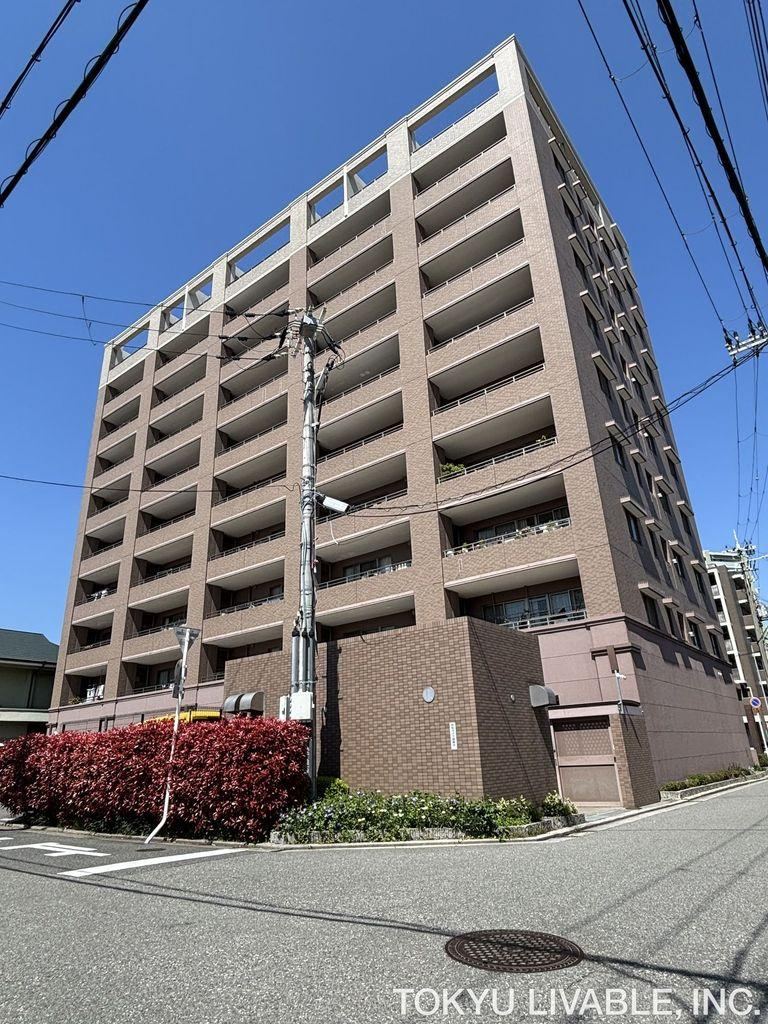 3LDK apartment in Nishi Ward, Sakai, Osaka - Photo 1