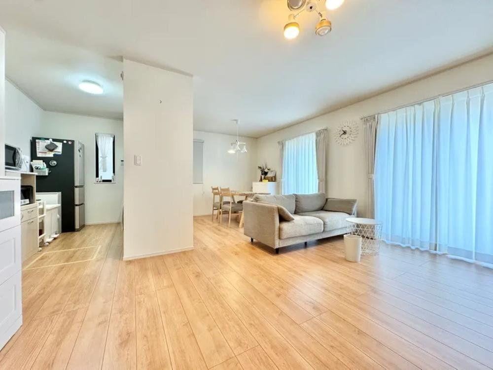 4LDK house in Katsushika Ward, Tokyo - Photo 1