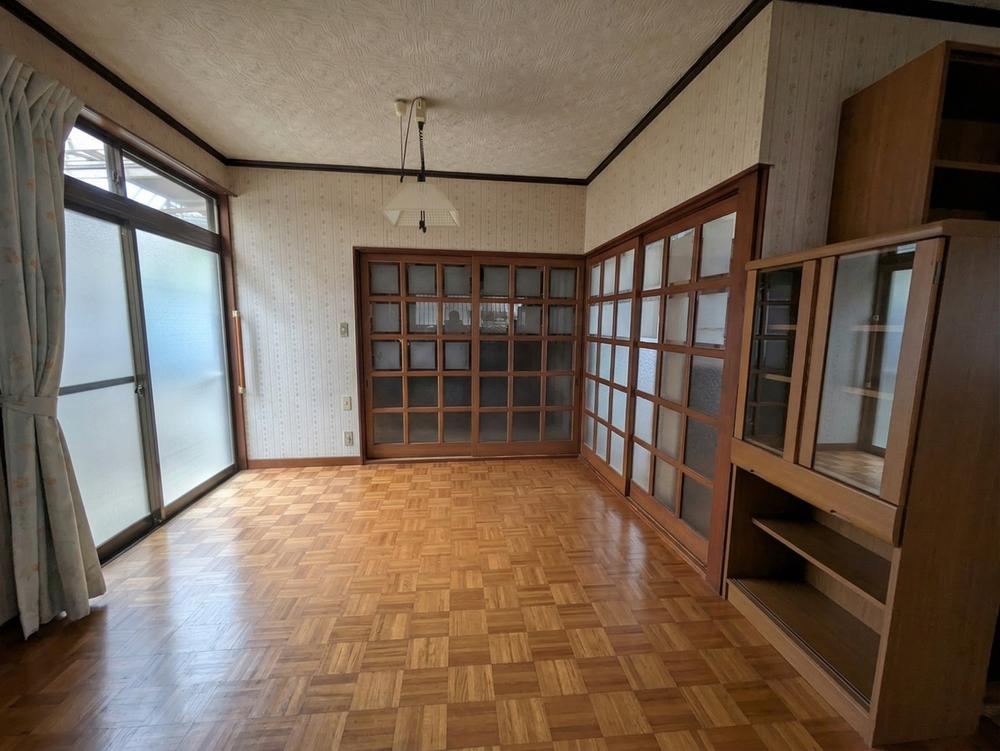 4LDK house in Yamatokoriyama, Nara - Photo 1