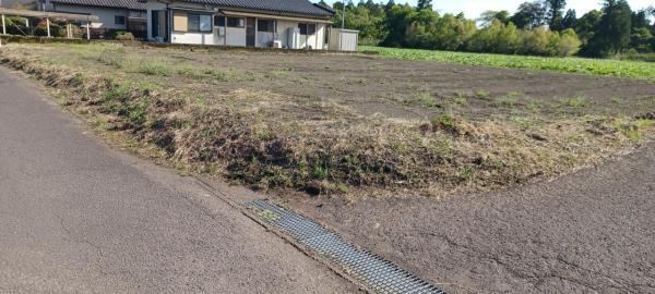 820 m² land in Miyakonojo, Miyazaki - Photo 1