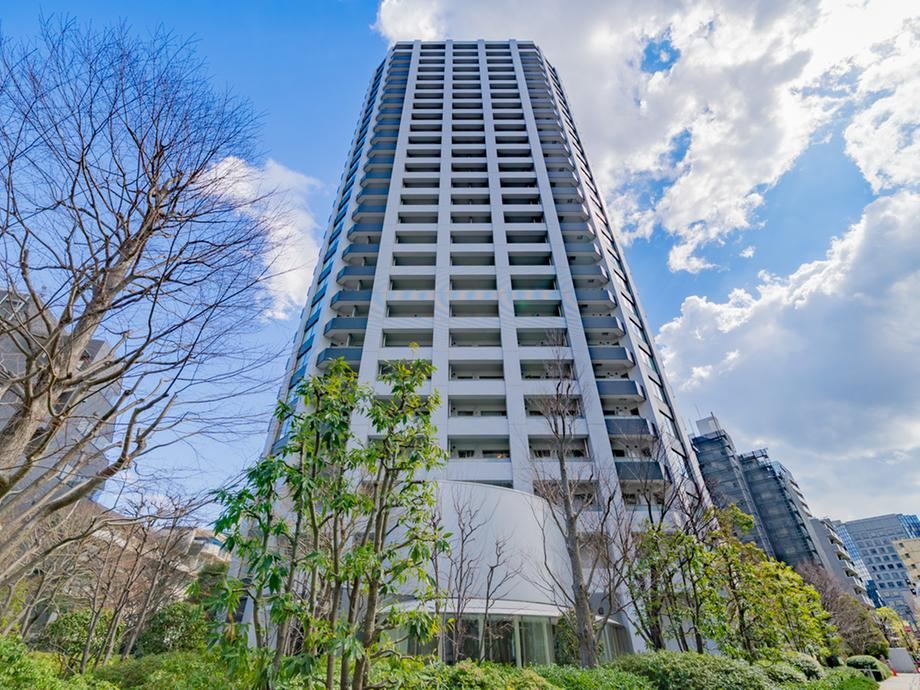 2LDK apartment in Shinagawa Ward, Tokyo - Photo 1