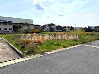 plot of land in Hashima District