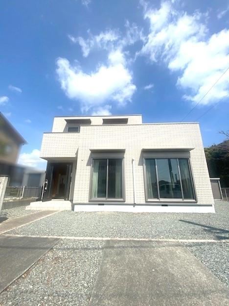 4LDK house in Omaezaki, Shizuoka - Photo 1