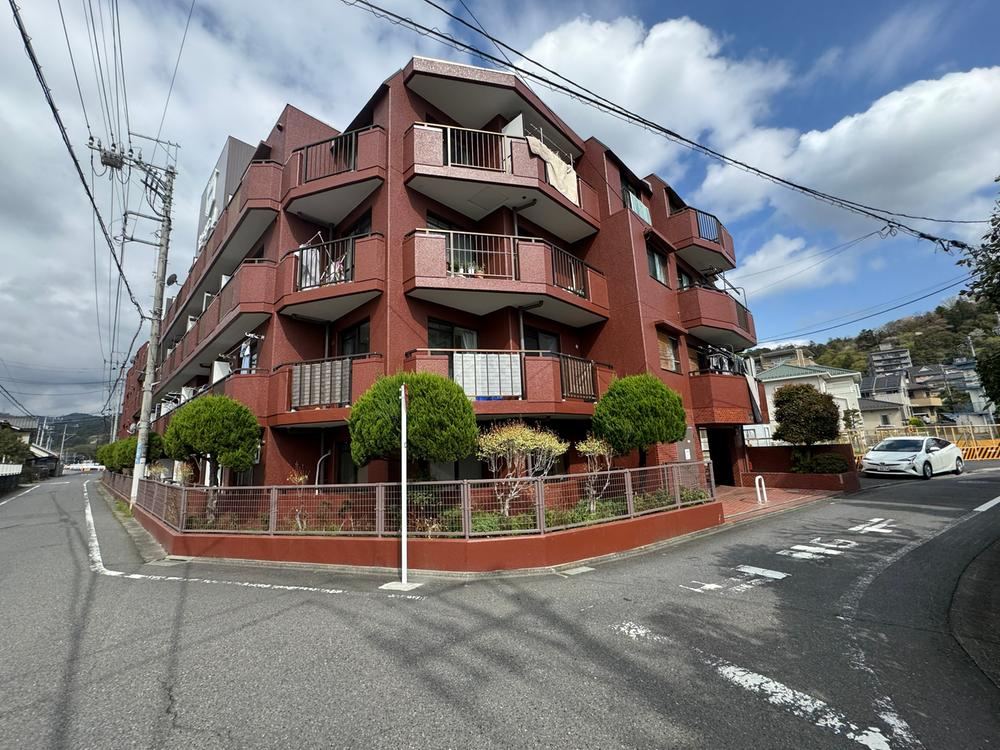 3DK apartment in Ome, Tokyo - Photo 1