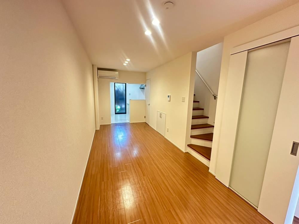 3LDK house in Joto Ward, Osaka - Photo 1