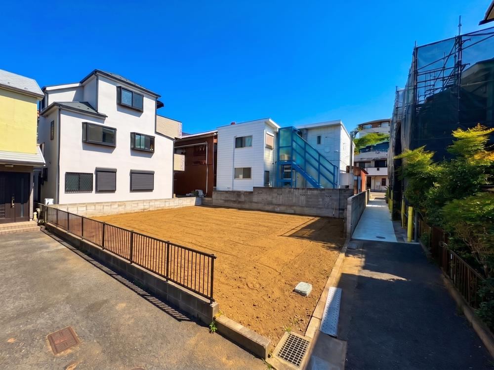 60 m² land in Naka Ward, Yokohama, Kanagawa - Photo 1