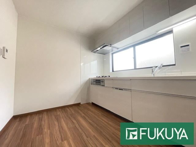 3DK house in Abeno Ward, Osaka - Photo 1