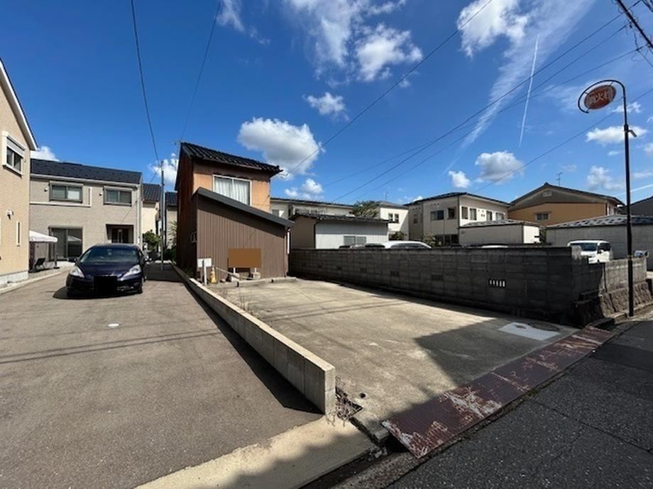 162 m² land in Kanazawa, Ishikawa - Photo 1