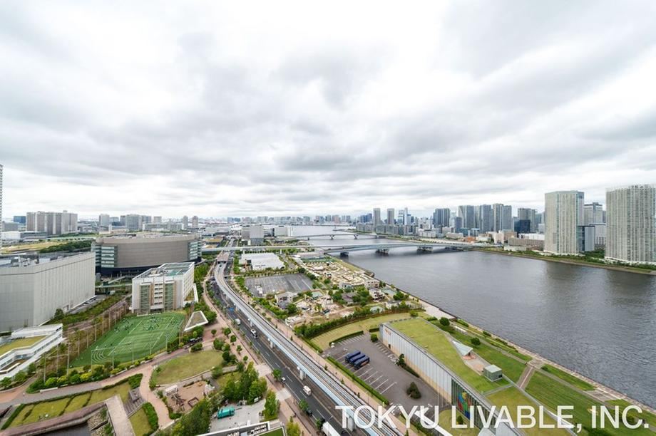 2LDK apartment in Koto Ward, Tokyo - Photo 1