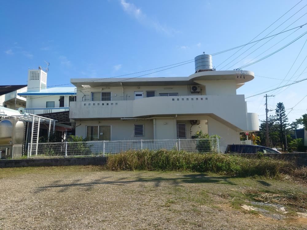10LDK house in Onna, Kunigami District, Okinawa - Photo 1