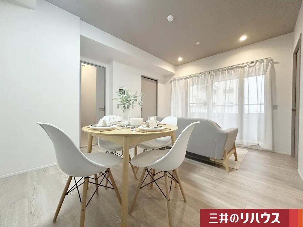 4LDK apartment in Higashinada Ward, Kobe, Hyogo - Photo 1