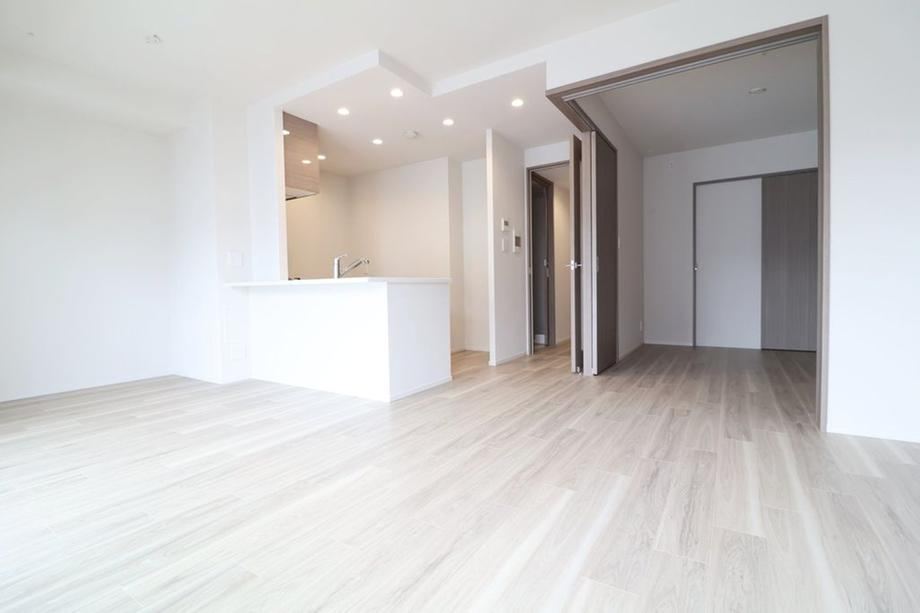 3LDK apartment in Konohana Ward, Osaka - Photo 1