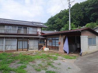 plot of land in Saku