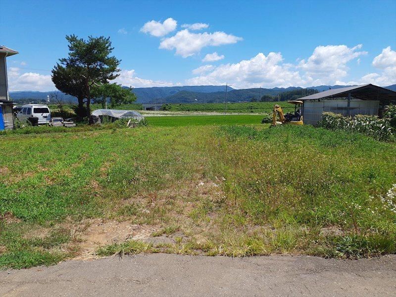427 m² land in Saku, Nagano - Photo 1