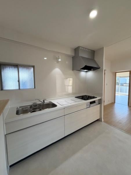 4LDK apartment in Tempaku Ward, Nagoya, Aichi - Photo 1