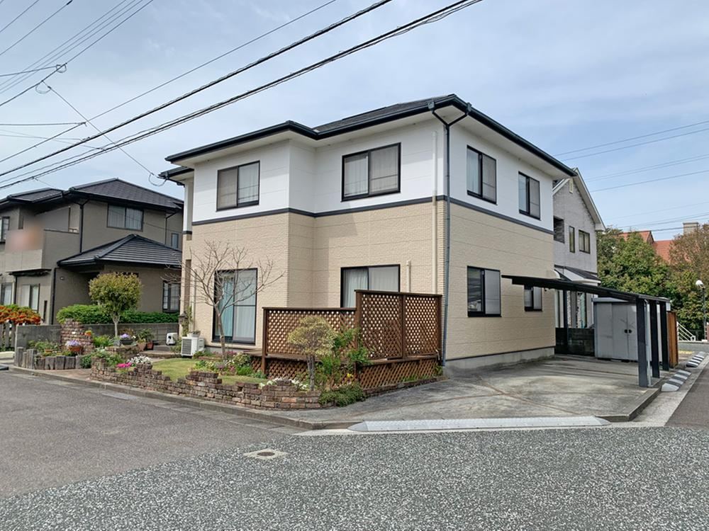 6LDK house in Matsuyama, Ehime - Photo 1