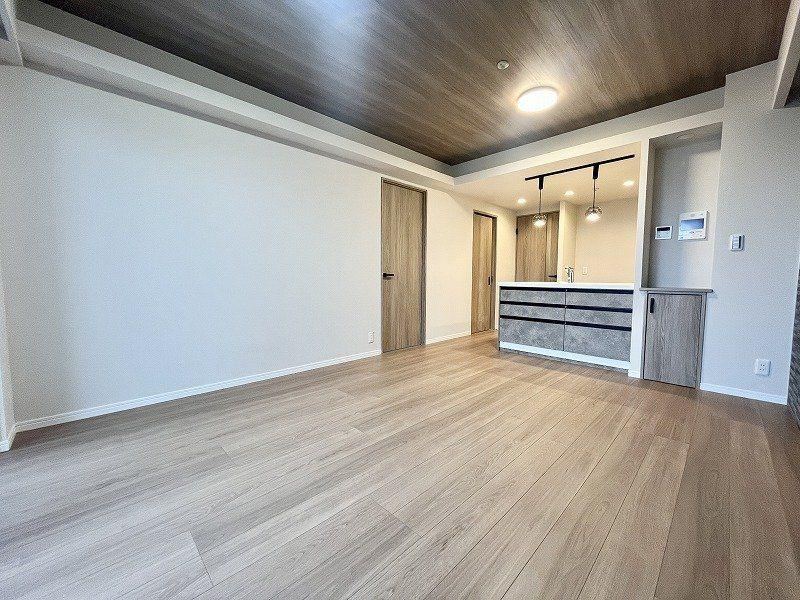 3LDK apartment in Ichikawa, Chiba - Photo 1