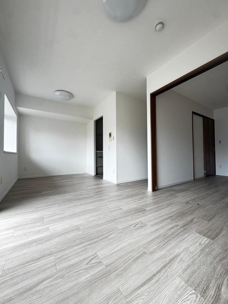 3LDK apartment in Konan Ward, Yokohama, Kanagawa - Photo 1