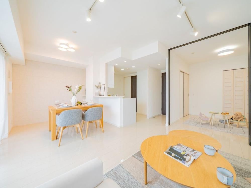 3LDK apartment in Koto Ward, Tokyo - Photo 1
