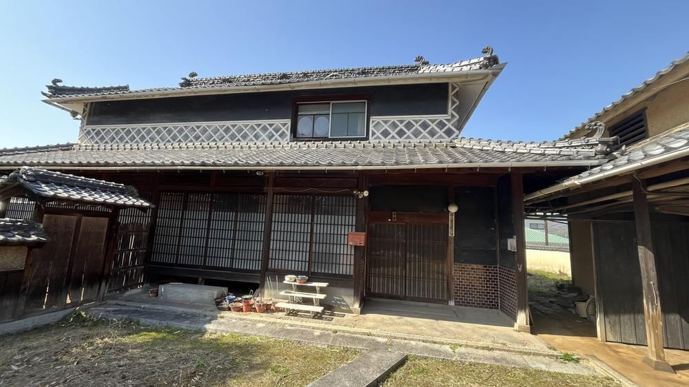 8DK house in Yakage, Oda District, Okayama - Photo 1