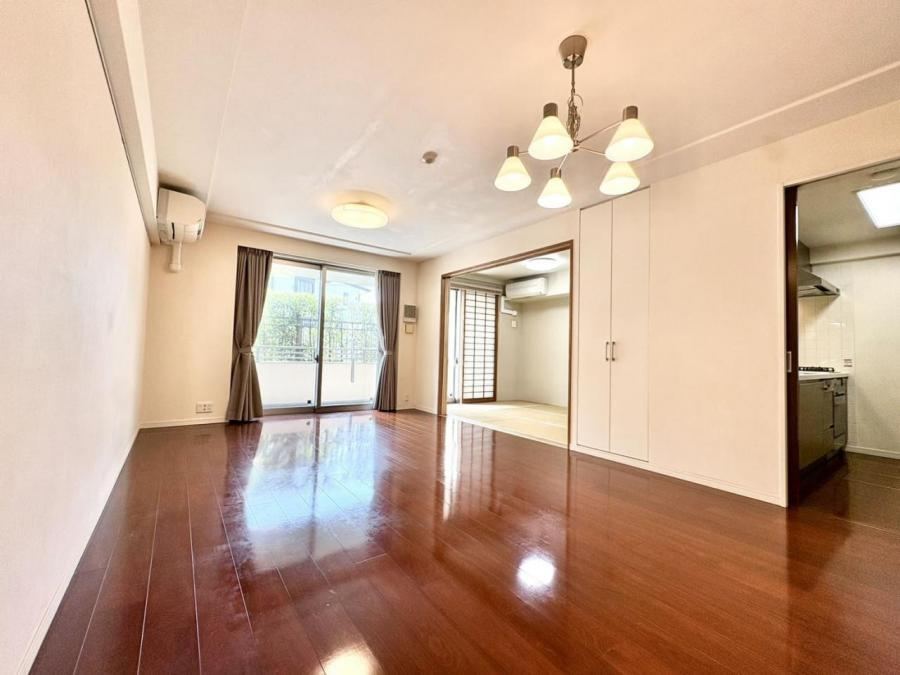 3LDK apartment in Suginami Ward, Tokyo - Photo 1