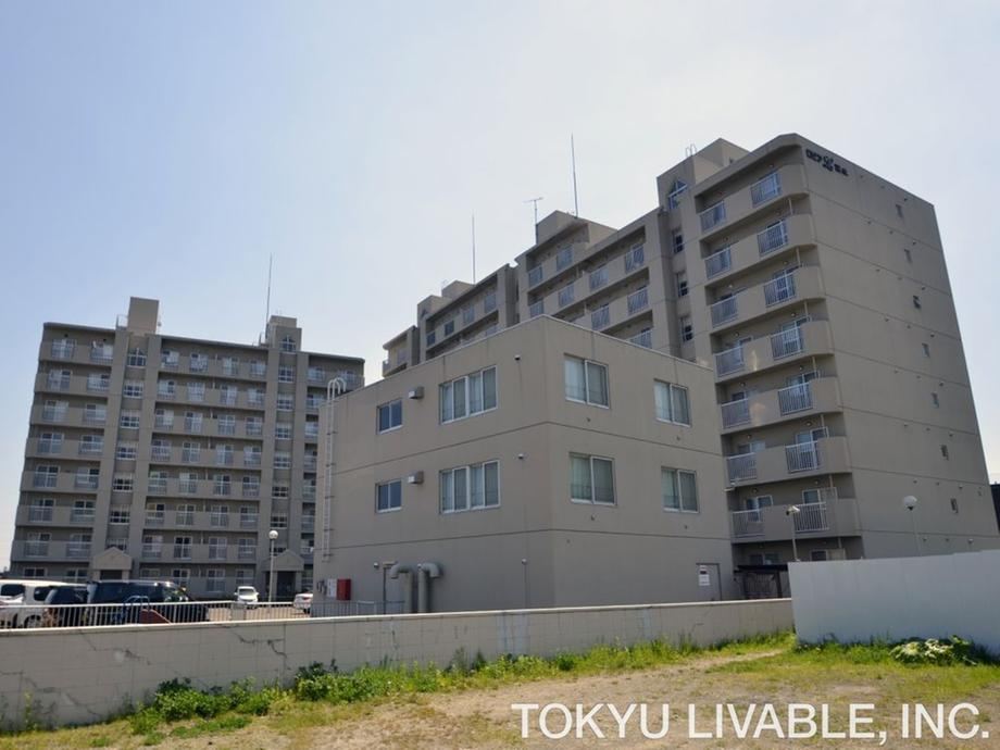 3LDK+S apartment in Teine Ward, Sapporo, Hokkaido - Photo 1