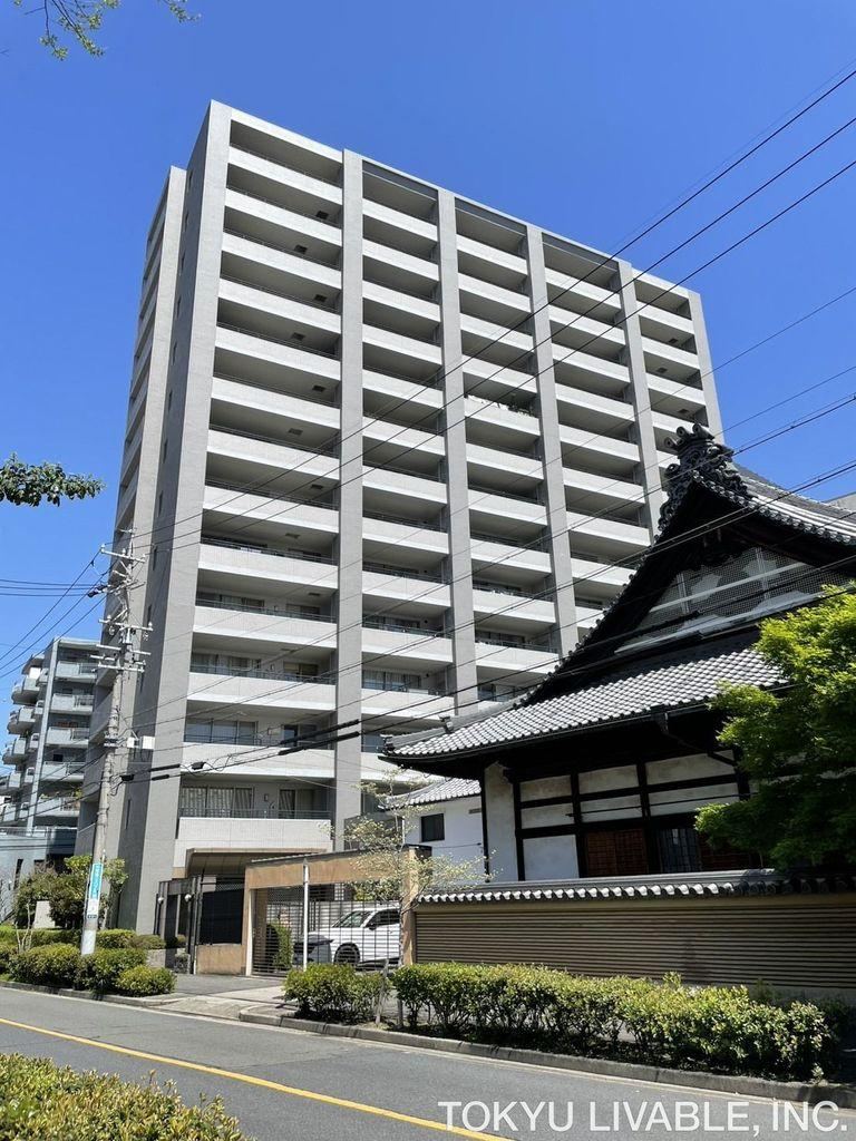 2LDK+S apartment in Higashi Ward, Nagoya, Aichi - Photo 1