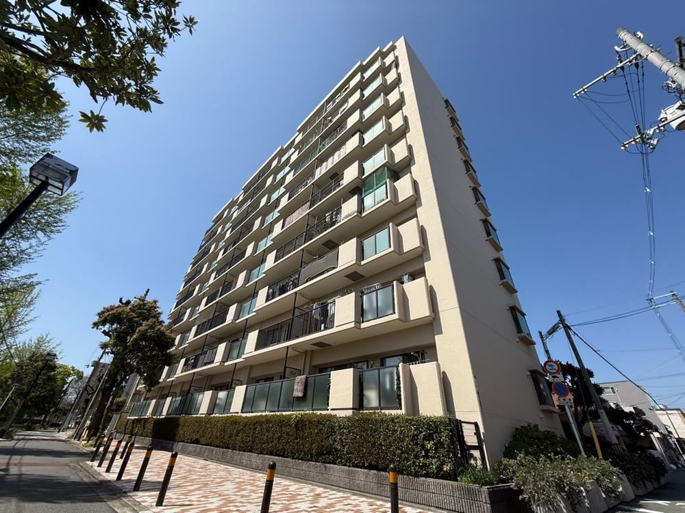 2LDK apartment in Abeno Ward, Osaka - Photo 1