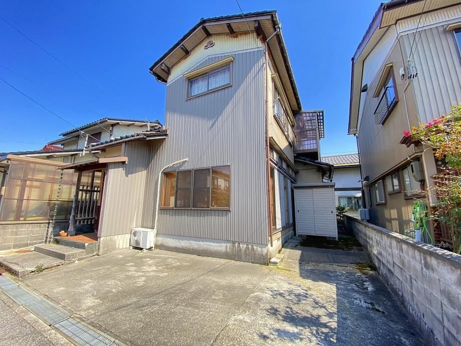 6DK house in Takaoka, Toyama - Photo 1