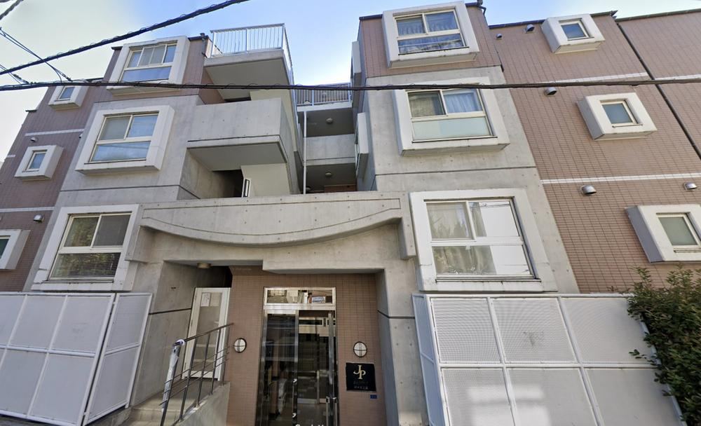 1LDK apartment in Shibuya Ward, Tokyo - Photo 1