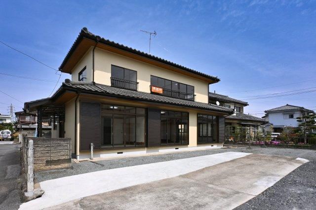 6LDK house in Ota, Gunma - Photo 1