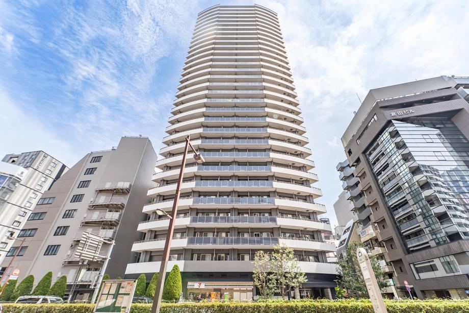 3LDK apartment in Toshima Ward, Tokyo - Photo 1