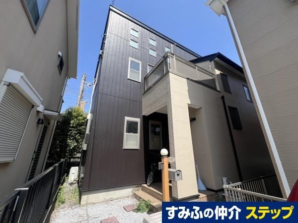 3LDK house in Ebina, Kanagawa - Photo 1