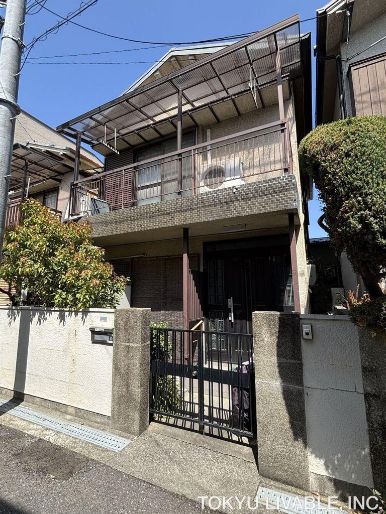 3DK house in Amagasaki, Hyogo - Photo 1