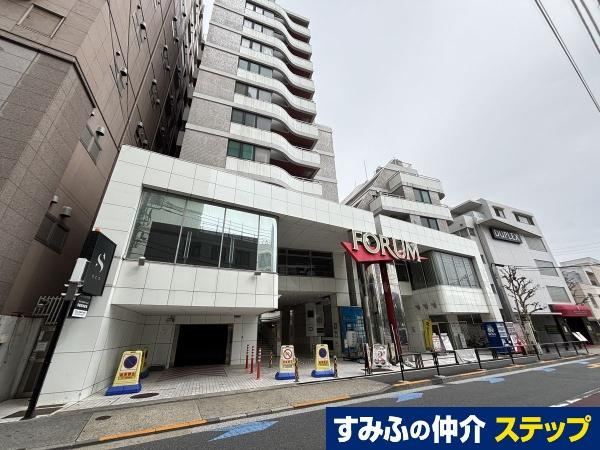 studio apartment in Minato Ward, Tokyo - Photo 1