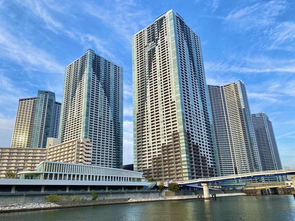 2LDK+S apartment in Chuo Ward, Tokyo - Photo 1