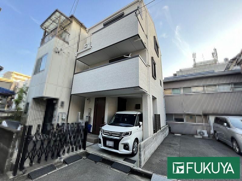 3DK+S house in Suita, Osaka - Photo 1