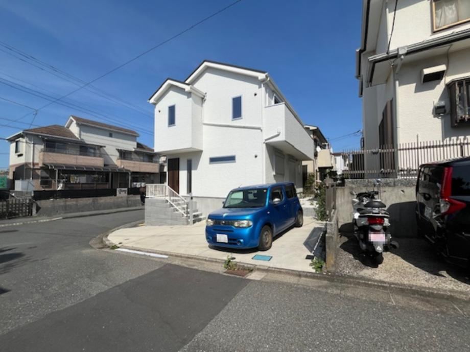 4LDK house in Yokosuka, Kanagawa - Photo 1