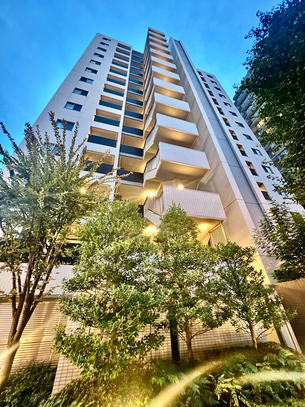 2LDK apartment in Setagaya Ward, Tokyo - Photo 1