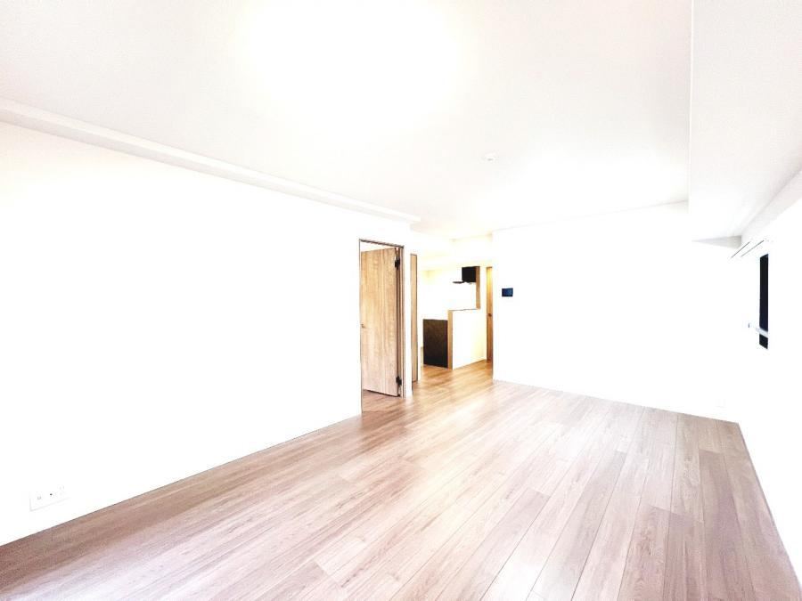 2LDK+S apartment in Hachioji, Tokyo - Photo 1