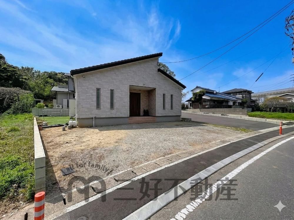 4LDK house in Nishi Ward, Fukuoka - Photo 1