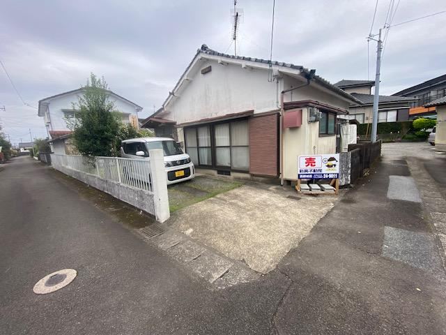 354 m² land in Miyakonojo, Miyazaki - Photo 1