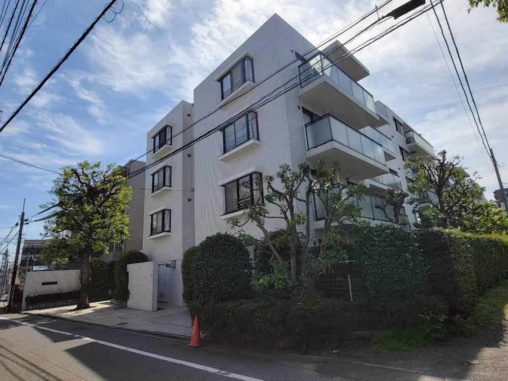 1LDK apartment in Suginami Ward, Tokyo - Photo 1