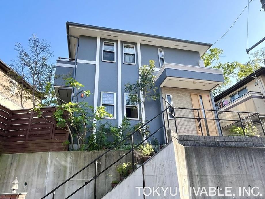 3LDK house in Naka Ward, Yokohama, Kanagawa - Photo 1
