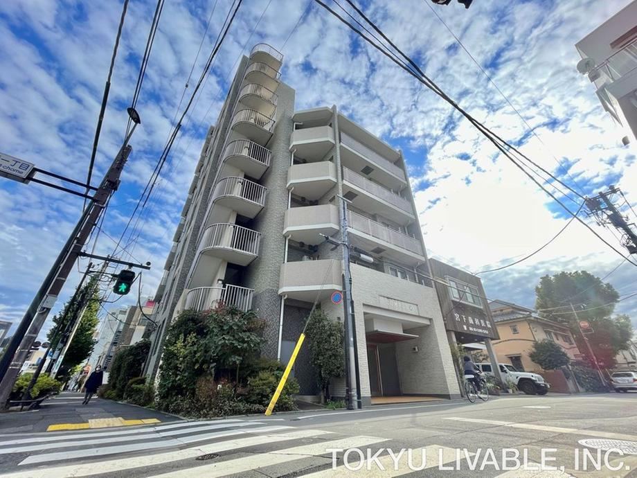2LDK apartment in Suginami Ward, Tokyo - Photo 1