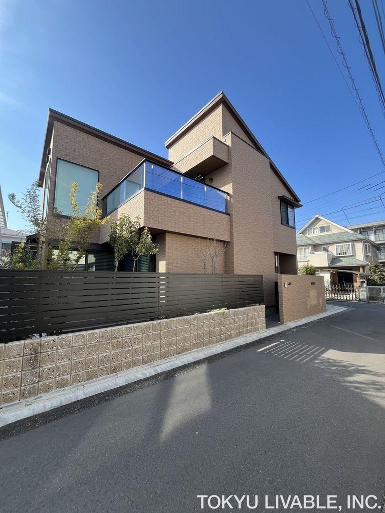 3LDK house in Musashino, Tokyo - Photo 1
