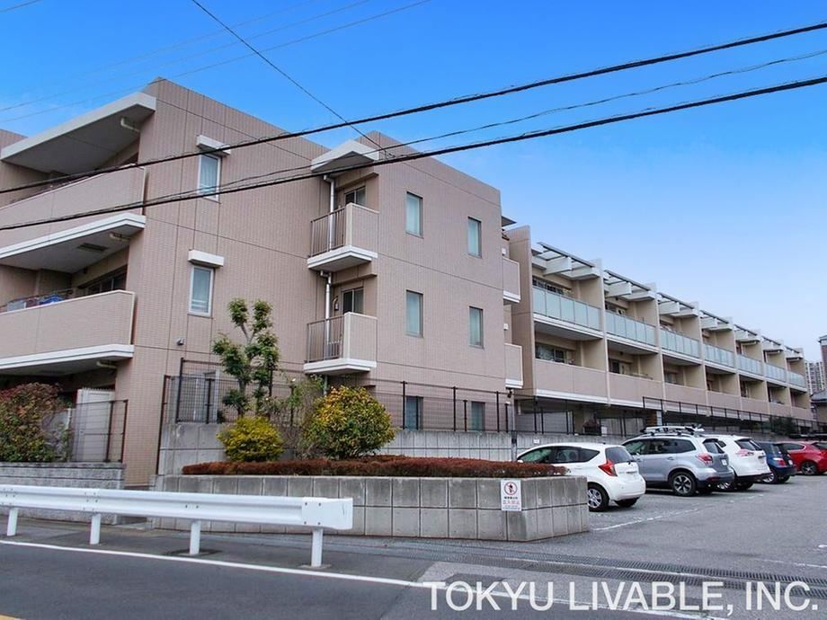 3LDK apartment in Inage Ward, Chiba - Photo 1